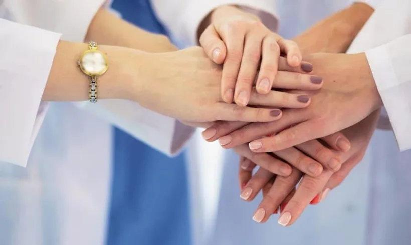 Județul Galați, singurul din țară în care cadrele medicale au primit stimulentul de risc de 2.500 de lei. Rectificarea a fost făcută de CJ