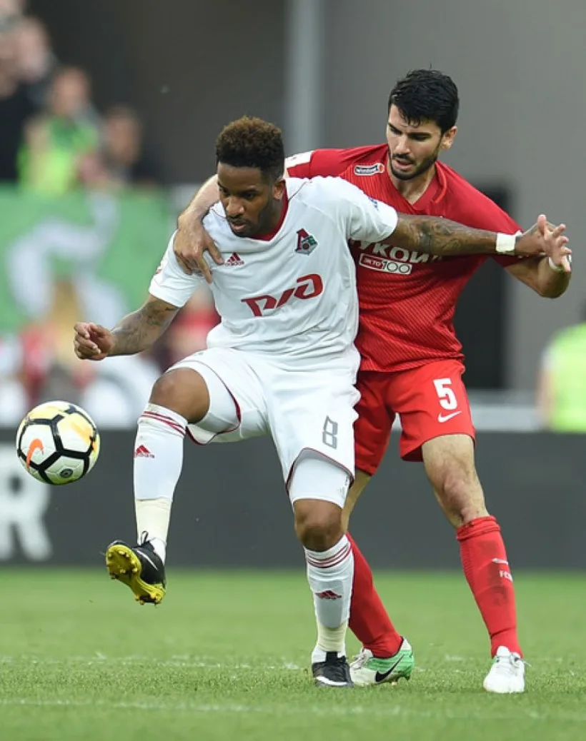 Atacantul peruan al formaţiei Lokomotiv Moscova, Jefferson Farfan a fost infectat cu noul coronavirus