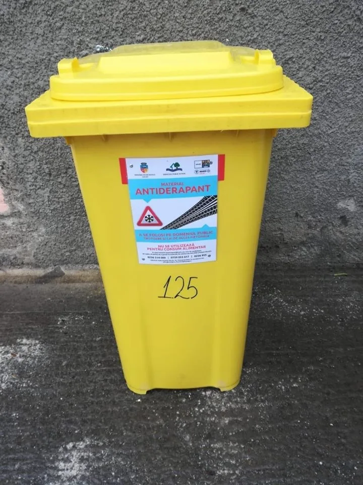Material antiderapant, la dispoziția cetățenilor