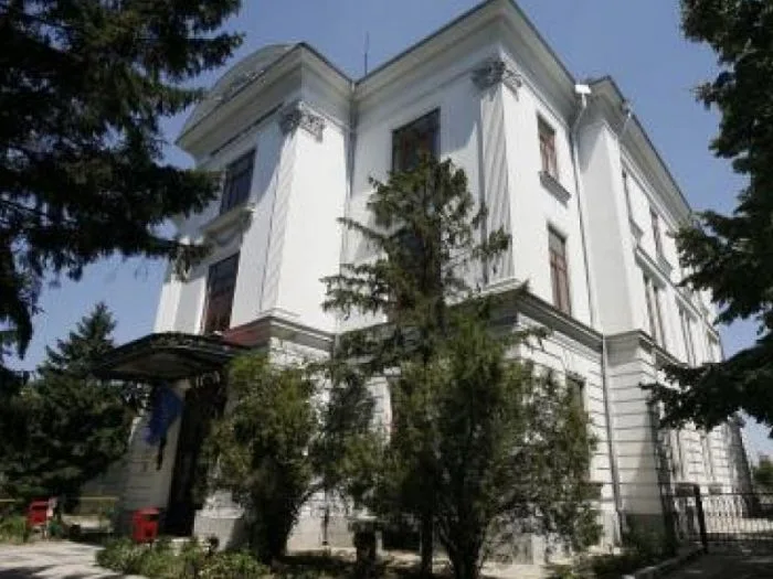 Biblioteca V.A Urechia se redeschide pentru public