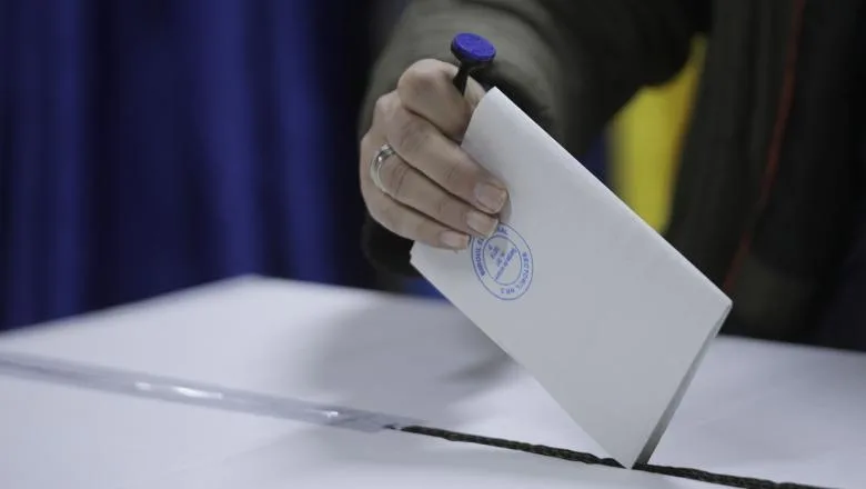 Sfârșitul lunii septembrie, începutul lui octombrie- perioada "potrivită" pentru organizarea alegerilor locale