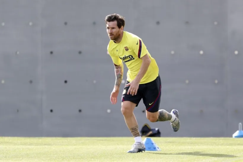Messi s-a antrenat sâmbătă separat de restul colegilor de la Barca