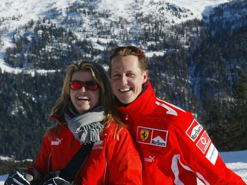 A şaptea intervenţie chirurgicală pentru germanul Michel Schumacher