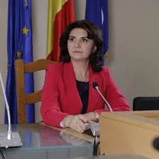 Ministrul Educației, Monica Anisie:„Este necesar ca din toamnă să începem anul școlar altfel. Deci să fim pregătiți dacă cumva va fi un al doilea val"