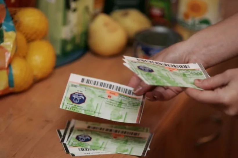 Pensionarii gălățeni cu vârste de peste 75 de ani vor primi tichete de masă