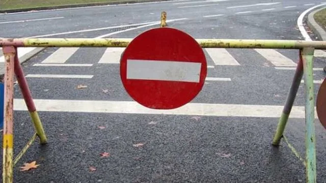Restricții de trafic pe strada Siderurgiștilor. Circulația auto va fi deviată 2 săptămâni