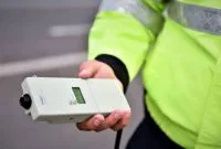 Un gălățean băut și fără permis de conducere a refuzat să oprească la semnalele polițiștilor