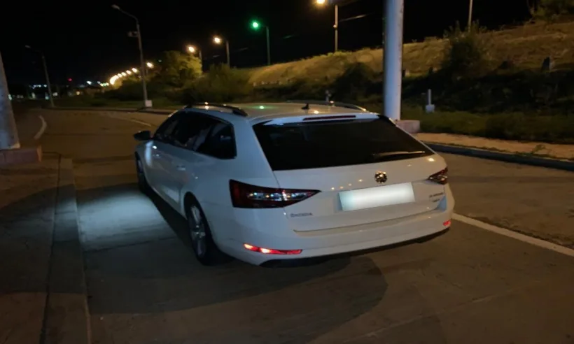 Două mașini căutate de autorităţile din Cehia, descoperite în Vama Galați la doar câteva ore de la semnalarea furtului