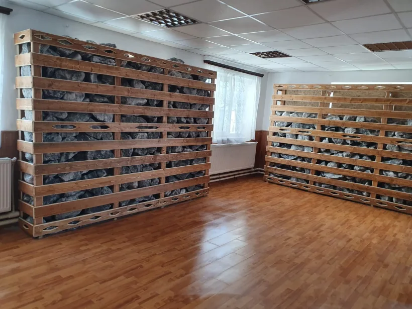 Inițiativă inedită la Galați. Un primar a amenajat o salină într-o grădiniță pentru a-i ajuta pe copii să nu mai răcească