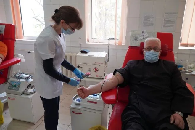 Campanie de donare de sânge şi plasmă convalescentă Covid-19 organizată de Arhiepiscopia Dunării de Jos