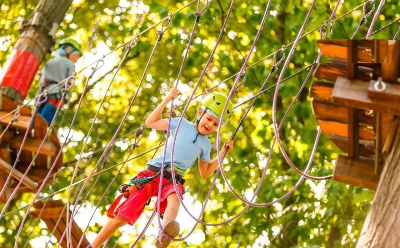 După pandemie și restricționarea în case, gălățenii se vor destinde, din 2021, în Parc AVENTURA. Unul dintre cele mai mari parcuri de distracție și agrement din țară va fi construit la Galați