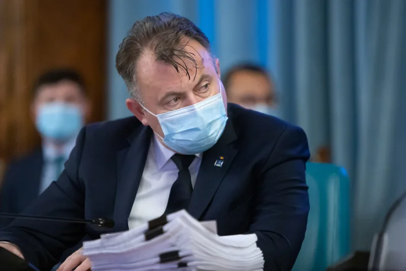 Tătaru: "Vom primi eşalonat doze de vaccin împotriva Covid-19, în fiecare lună"