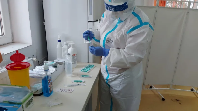 289 de cadre medicale din Galați s-au vaccinat împotriva COVID-19