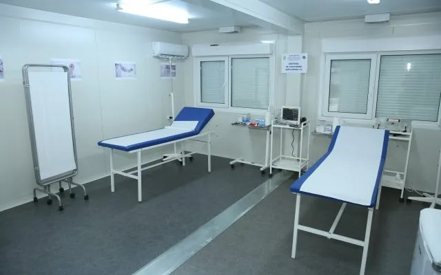 Dacă tot au pus lacăt pe sport și cultură, guvernanții ”ne invită” la vaccinare în săli de sport și cămine culturale