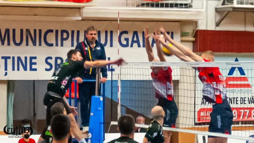 CSM Arcada domină campionatul