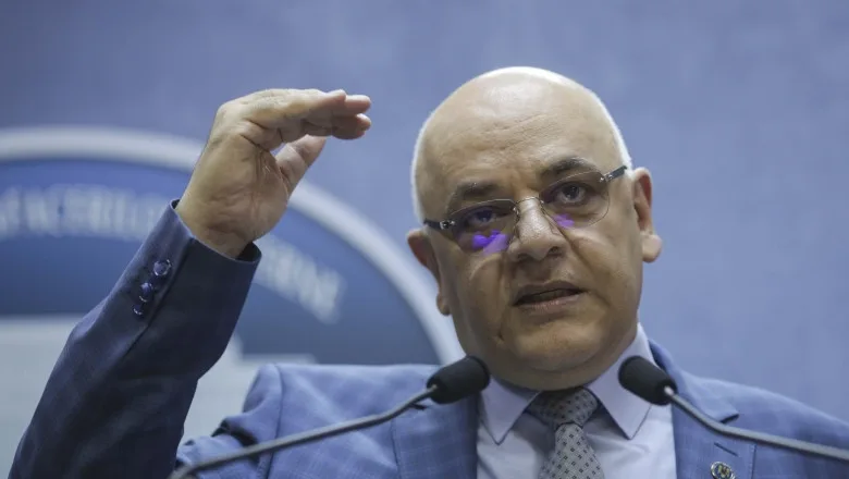 Raed Arafat: "Trendul descendent nu trebuie să ne păcălească"