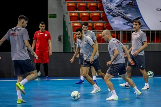 United are patru jucători la Naţionalele României şi Moldovei