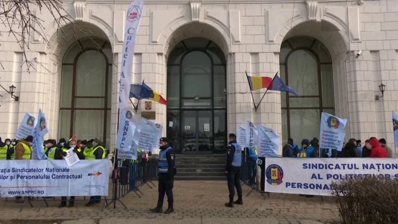 A venit rândul Ministerului Finanțelor să fie pichetat de sindicaliști