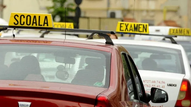 Examinările pentru obținerea permiselor de conducere se suspendă pentru o lună, din martie