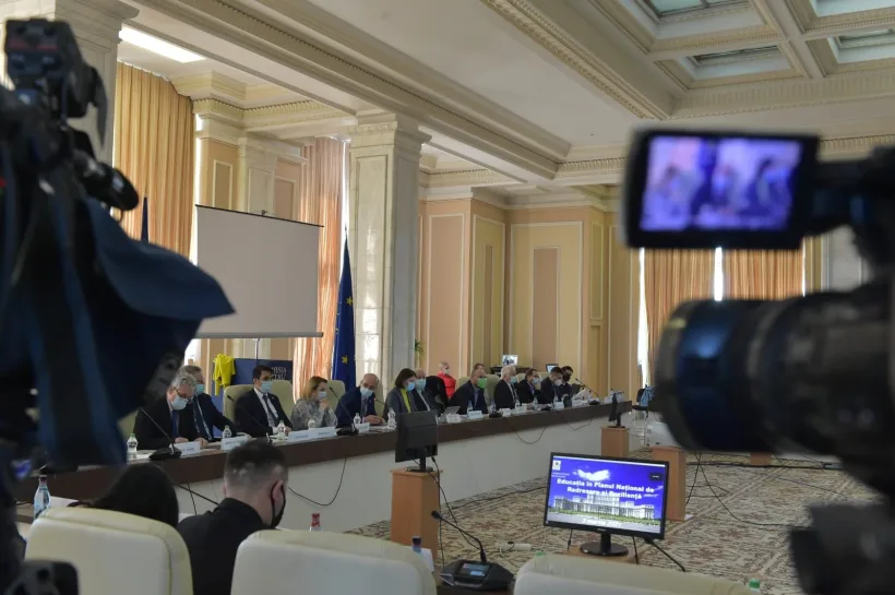 PNRR este o șansă: Educația trebuie regândită și are nevoie de o nouă viziune