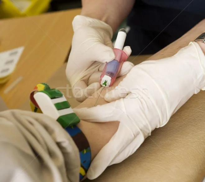 Vaccinul în atenţia umoriştilor