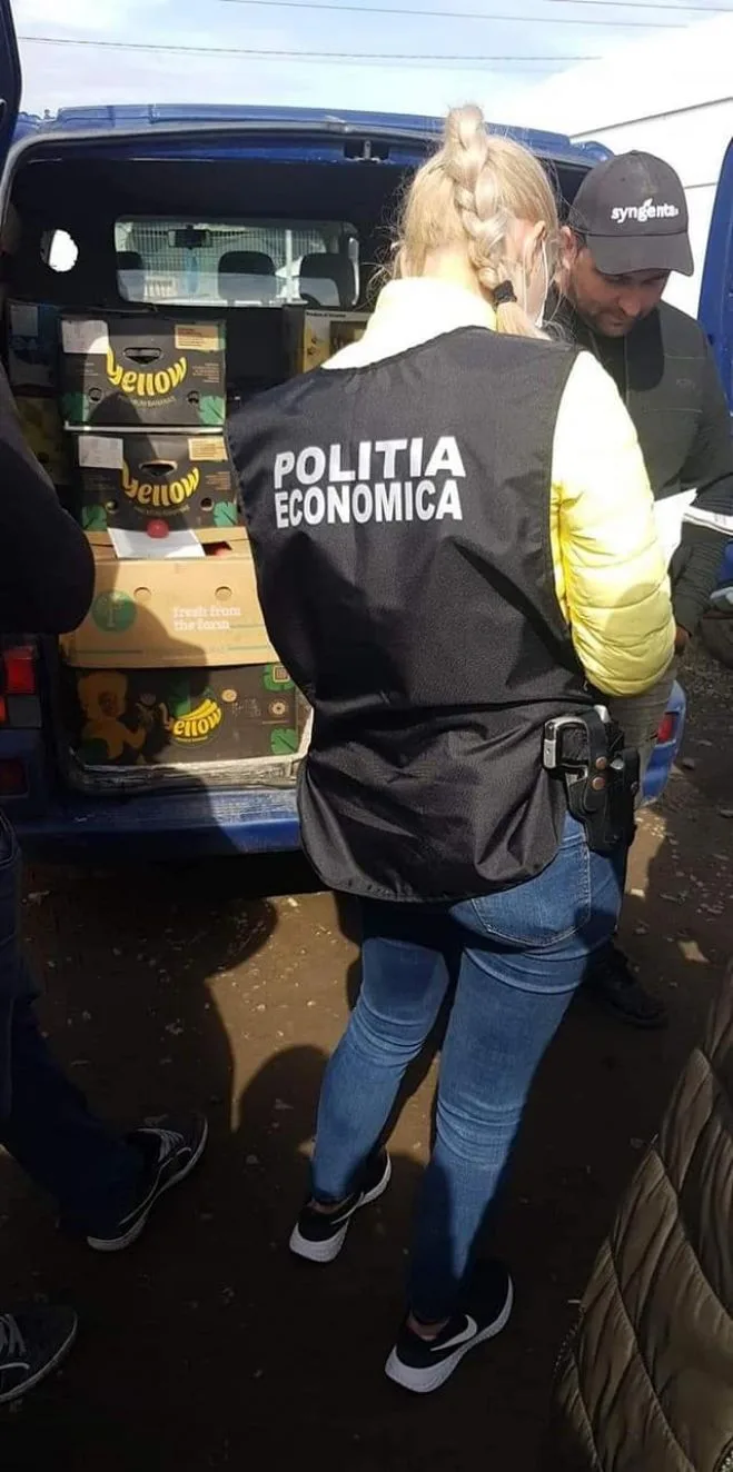 Control al poliției și fiscului, cu sprijinul trupelor speciale, în piața din Matca