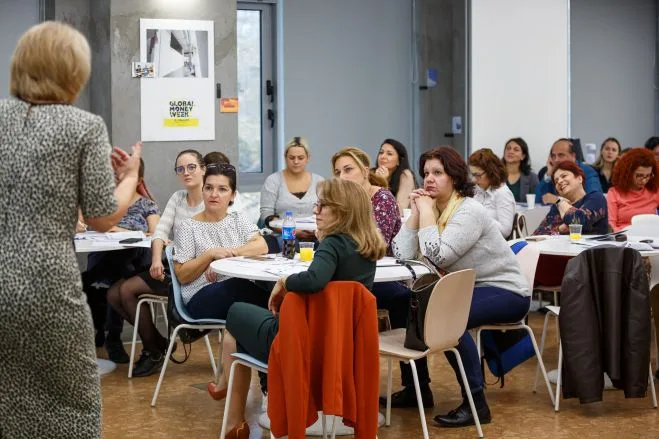 Semnal de alarmă: Unul din patru profesori nu a participat la nici o activitate de formare în ultimii doi ani