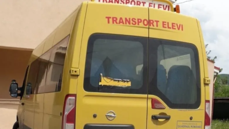 Transportul elevilor va fi din nou decontat, dar în anumite condiții