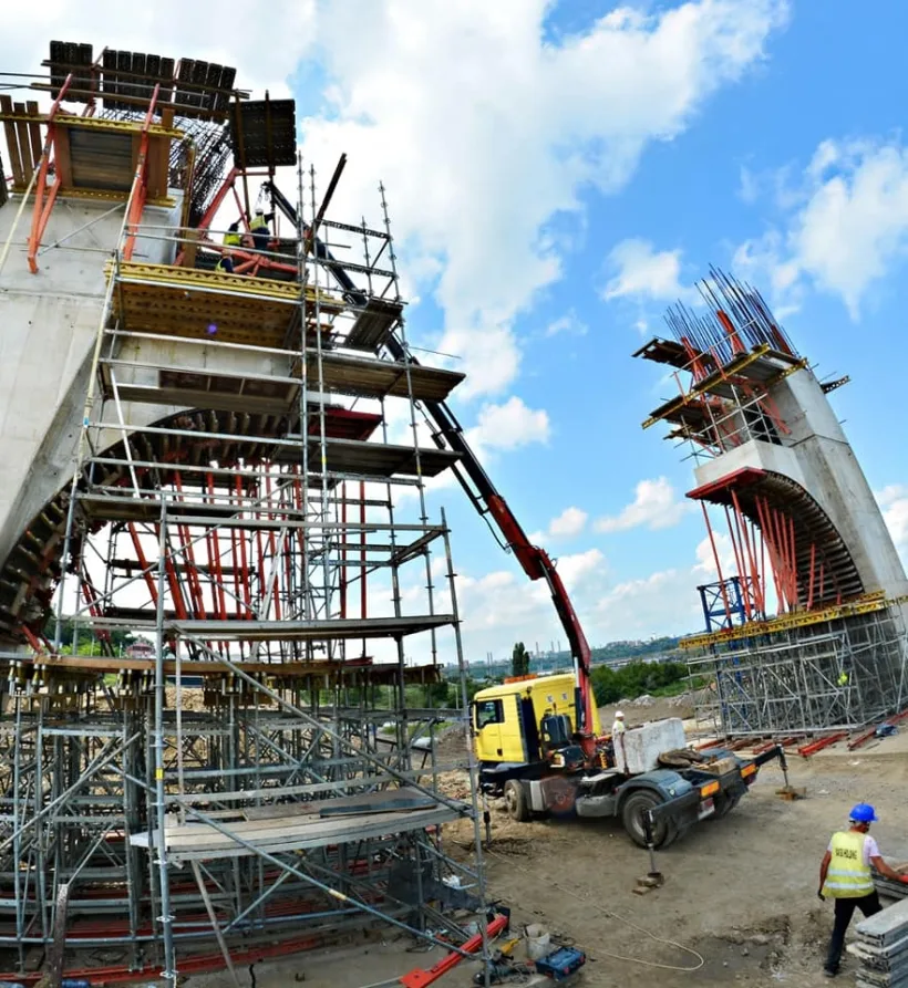 Podul Hobanat al drumului de centură prinde contur. Care este stadiul construcției