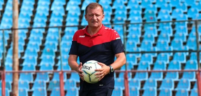 Dorinel Munteanu vrea întăriri în cantonament