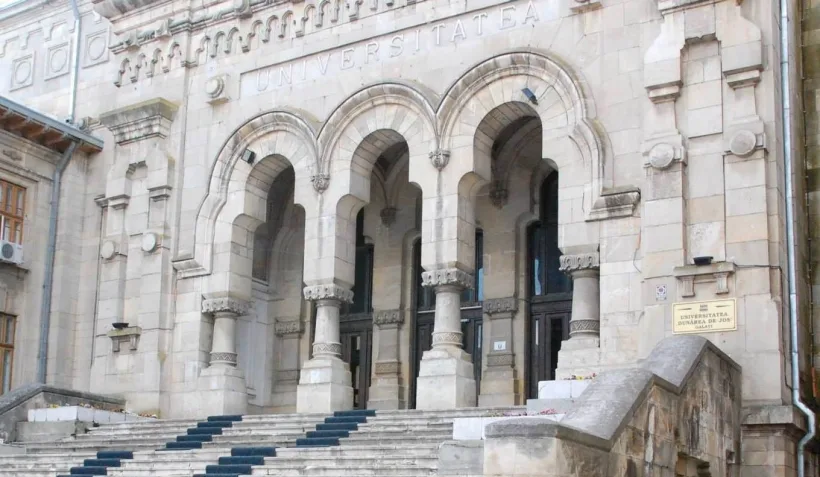 Admiterea pentru cele 16 domenii de doctorat de la UDJG, în plină desfășurare