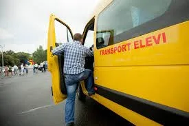 Transportul gratuit al elevilor, rămâne “în aer””