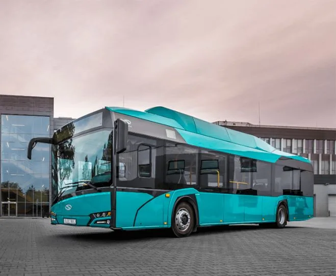 Important! Se reiau traseele de autobuz dedicate elevilor