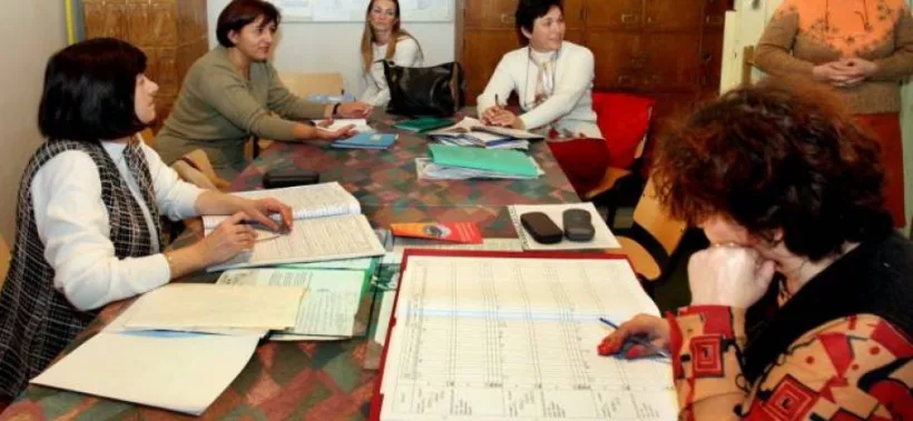 61 % dintre angajații din Educație s-au vaccinat