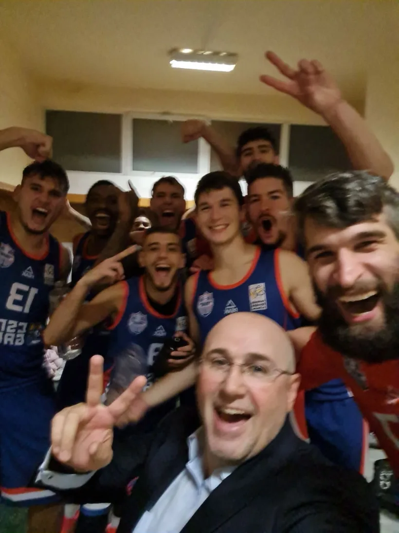 Baschetbaliştii lui Florin Nini încep campionatul în efectiv redus