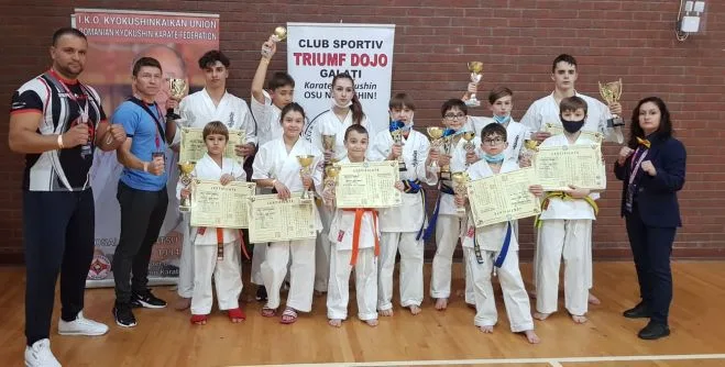 ACS Triumf Dojo Galaţi s-a întors cu tolba plină din Capitală