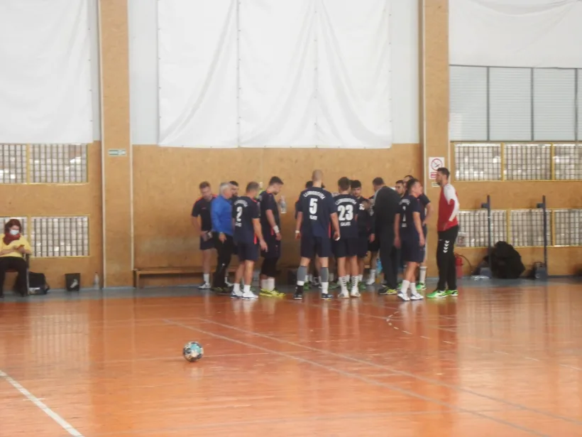 Handbaliştii lui Florin Andronic încheie turul pe locul doi