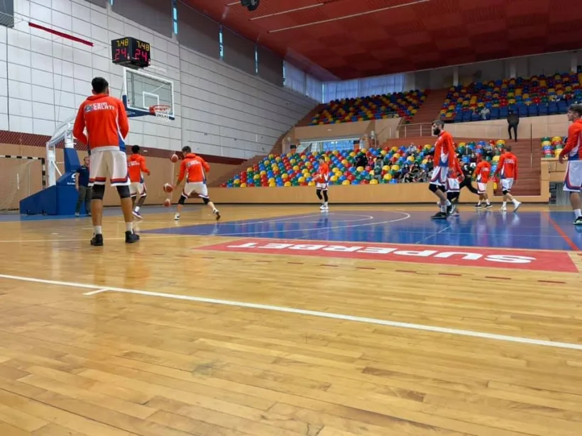 Baschetbaliştii de la CSM Galaţi au pierdut şi la Voluntari