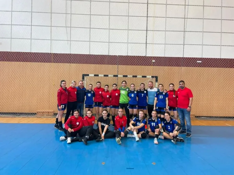Handbalistele de la CSM Galaţi vor să escaledeze Tâmpa