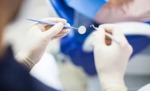 Pe ultimele locuri în Europa, la sănătate dentară