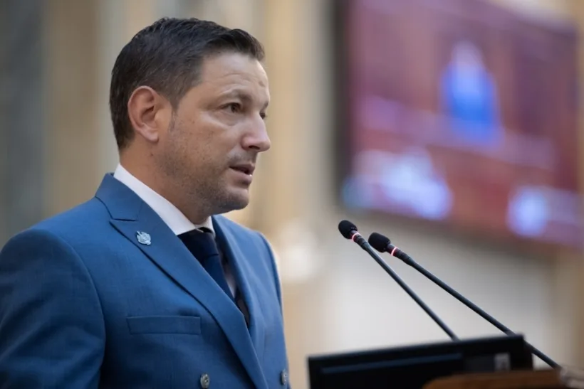 PSD a validat lista miniștrilor. Senatorul Marius Humelnicu, numit la Ministerul Economiei