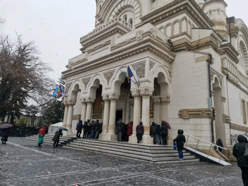 Începe pelerinajul Sf. Apostol Andrei, ocrotitorul spiritual al oraşului Galaţi şi al Arhiepiscopiei „Dunării de Jos”