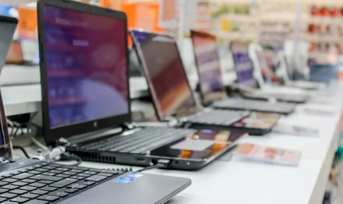 Rabla pentru electrocasnice. Din 3 decembrie, se pot genera voucherele pentru TV-uri, laptopuri și tablete
