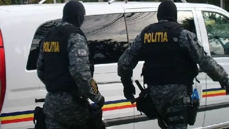 Peste 100 de percheziții într-un dosar privind arme de foc aduse din Ungaria prin firme de curierat. Este vizat și Galațiul
