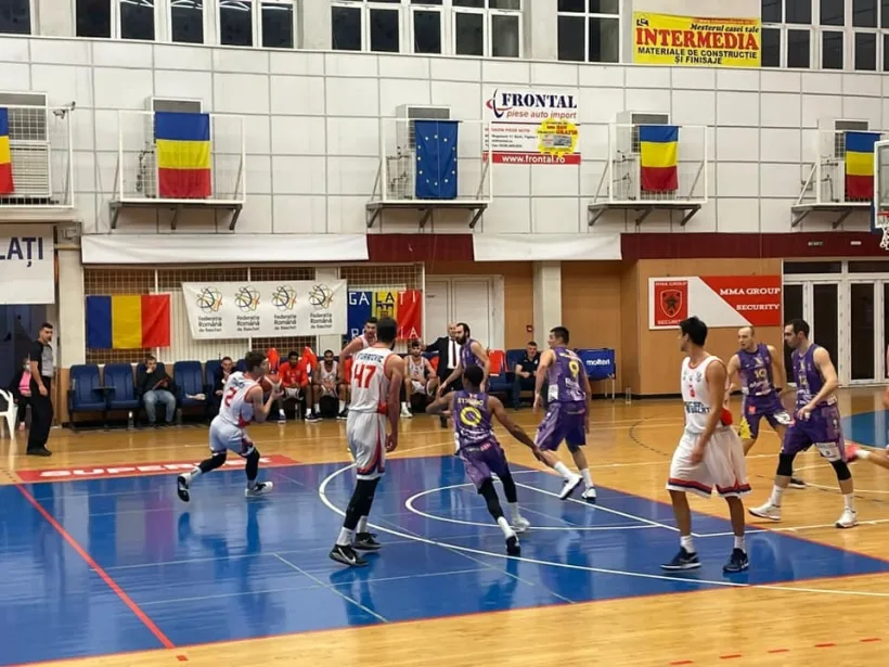 Baschetbaliştii de la CSM Galaţi au spart gheaţa în etapa a 11-a