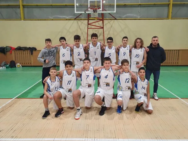 Două victorii și primul loc pentru juniorii Under 14 de la LPS Galați