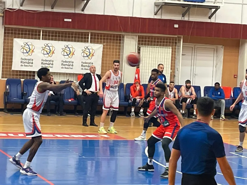 Baschetbaliştii de la CSM Galaţi, la doi paşi de Final Four