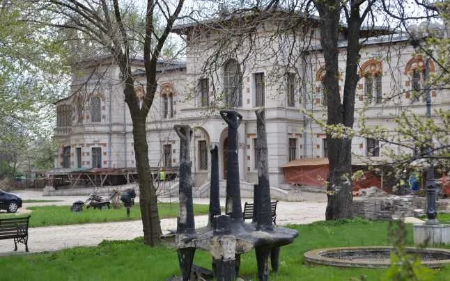 Muzeul de Artă Vizuală din Galaţi, o oază de respiraţie a plasticii
