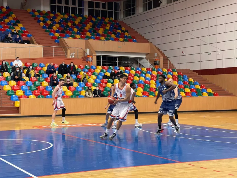 Baschetbaliştii de la CSM Galaţi, învinşi pe final