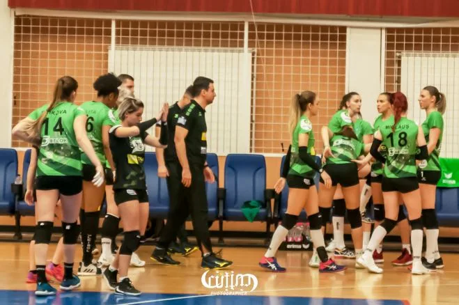 Vacanţă forţată pe fileu: Echipa feminină, CSU Belor şi-a suspendat activitatea şi aşteaptă decizia FRV